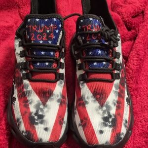 Amazon Men's Red, White, and Blue Sneakers